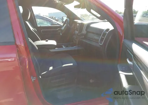 2021 Ram 1500 Big Horn/Lone Star из США, поврежденный, VIN 1C6RRFFG2MN519541